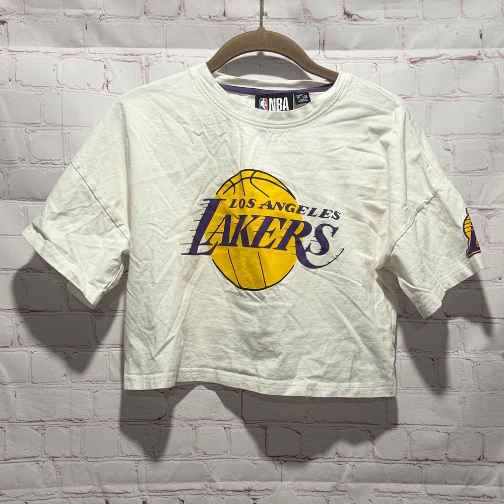 NBA Los Angeles Lakers White Cropped Tee with Yellow & Purple Logo
